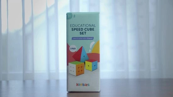 Keebies Rubiks Speed Cube Set - 3x3 / 2x2 - Pyraminx - Breinbreker - Schoencadeautjes Sinterklaas - Incl. Solver / Oplossen Handleiding - 3 Pack 4 Keebies Rubiks Speed Cube Set - 3x3 / 2x2 - Pyraminx - Breinbreker - Schoencadeautjes Sinterklaas - Incl. Solver / Oplossen Handleiding - 3 Pack - Afbeelding 2