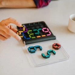 SmartGames - IQ Digits - Denkpuzzel -Bolseeplgoed Verkoopwinkel 550x366 12