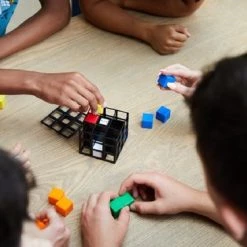 Rubik's Cage - Breinbreker -Bolseeplgoed Verkoopwinkel 550x366 133