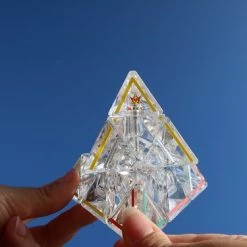Pyraminx Crystal - Limited Edition - Recent Toys - Meffert's - Breinbreker -Bolseeplgoed Verkoopwinkel 550x366 99