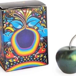 Wil Strijbos Alu Appel -Bolseeplgoed Verkoopwinkel 550x444 7