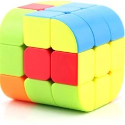 ProductLand Rubiks Cube - Cylinder Kubus - Speed Cube - Fidget Toys - Sinterklaas Cadeau - Kerst Kado - Hoogste Kwaliteit - Schoencadeautjes Sinterklaas -Bolseeplgoed Verkoopwinkel 550x529 2