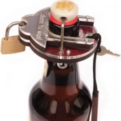 Constantin Bierslot -Bolseeplgoed Verkoopwinkel 550x558 24