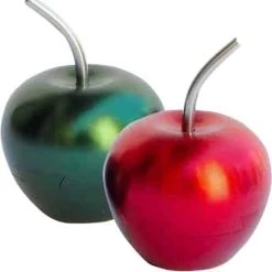 Wil Strijbos Alu Appel -Bolseeplgoed Verkoopwinkel 550x570 17