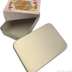 ESTARK? Luxe Speelkaarten In Metal BOX - Plastic Coating - Poker Kaarten - Kaartspel - Spelkaarten - Spel Kaart - 56 Kaarten - Gezelschapsspel - Spelen - Playing Cards - In Blik -Bolseeplgoed Verkoopwinkel 550x584 4