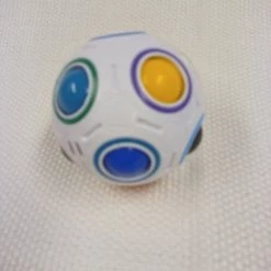 VDTOYS CE Set Van 3 : 1 Maal Puzzelcubus 3 Maal 3 Plus 1 Maal Traploper 10 Cm Op 10 Cm Plus 1 Maal Puzzel Bal -Bolseeplgoed Verkoopwinkel 550x733 29